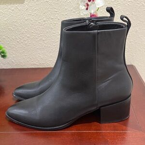 Thursday Everyday Black Leather Booties Ankle Womens Sz 8